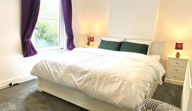 3 bed House with Luxury bathroom