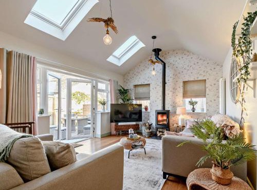 3 Bed in Amberley 89898