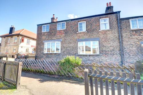 3 Bed in Grosmont oc-wa060