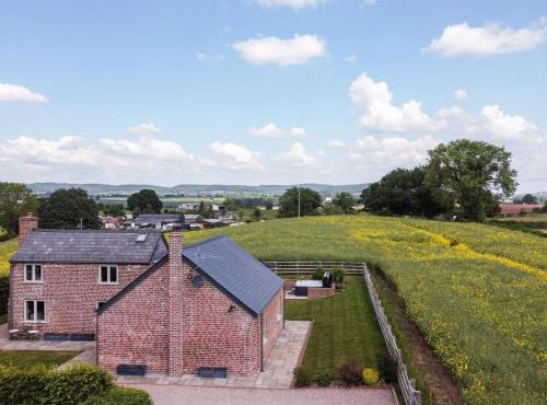 3 Bed in Madley 83659