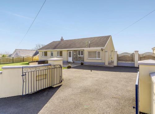 3 Bed in Narberth 73936