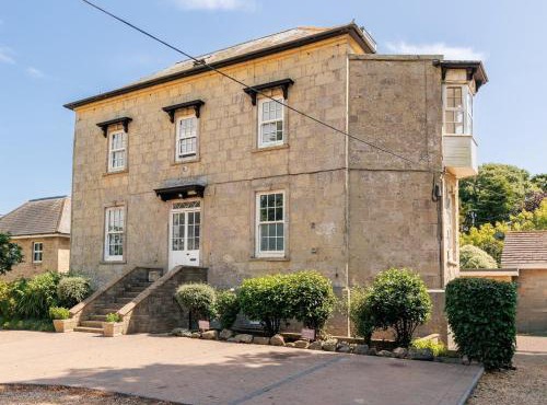 3 Bed in Niton 89972