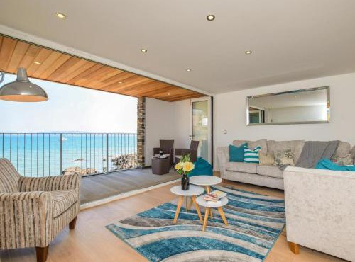 3 Bed in Torpoint oc-74300