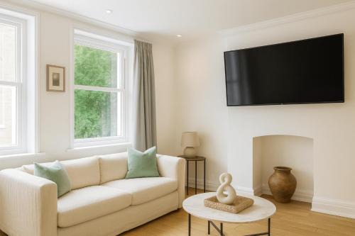 3 Bed Liverpool Street Loft