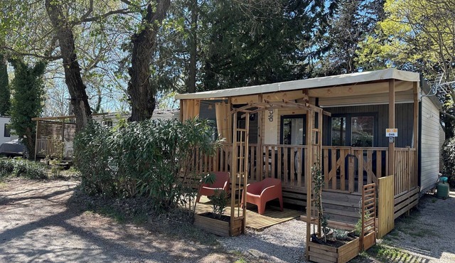 3-bed mobile home with air conditioning + dishwasher + swimming pool + private lake, ideal for families