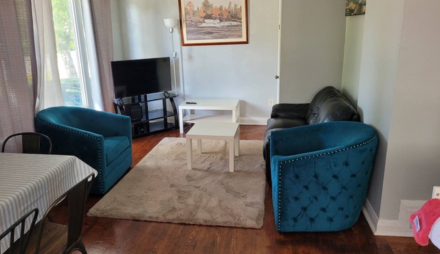 3 Bed room house upper floor