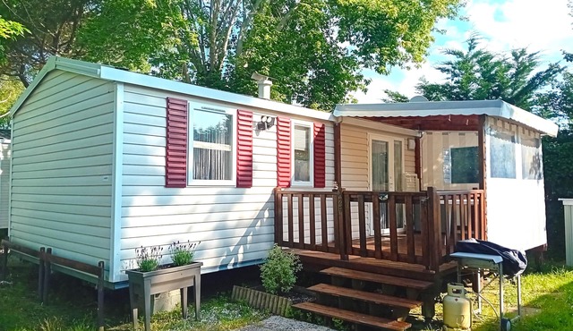 3 Bed - Sleeps 6 - On-Site Activities - Parking