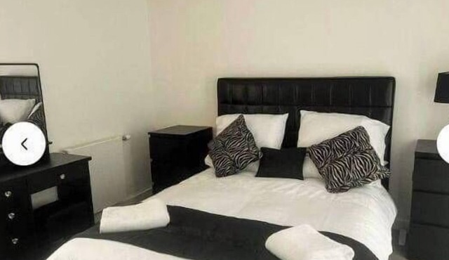 3 Bed-Sleeps 6-City Centre-Free Parking