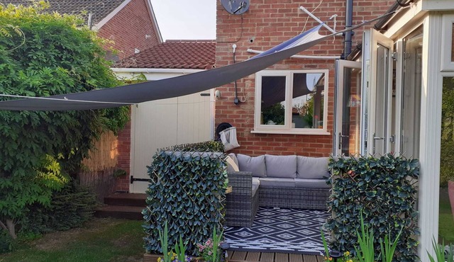 3 Bed Village House w/ Workspace