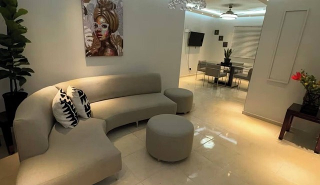 3-bedroom apartment in peaceful San Francisco de Macorís with AC