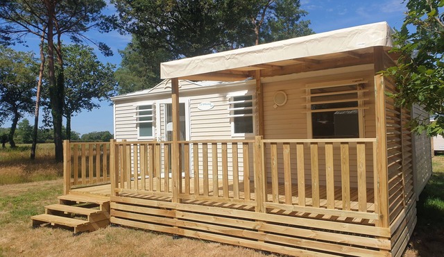 3-bedroom air-conditioned mobile home near Puy du Fou