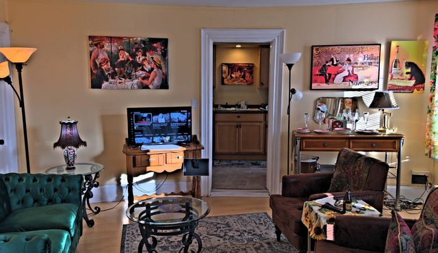3 Bedrm. PH. Apt. 2nd floor walkup entire floor
