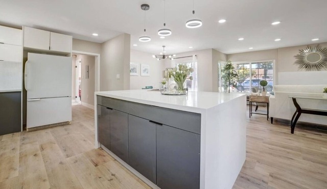 3 Bedroom 1.5 Bath House close to Downtown Concord/Walnut Creek