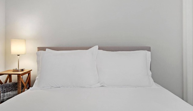 3 Bedroom 1 Bath Near Great Lakes Naval