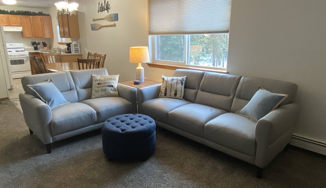 3 Bedroom, 1 Bath Peaceful Lodge Just Minutes From The Kenai River And Soldotna!