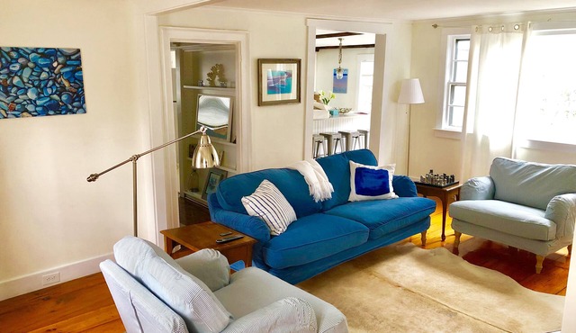 3 bedroom 2 1/2 bath house 1 1/2 Blocks From Main Street, one block from harbor.