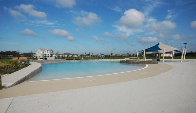 3 Bedroom, 2.5 bath condo with garage on the 6th green!