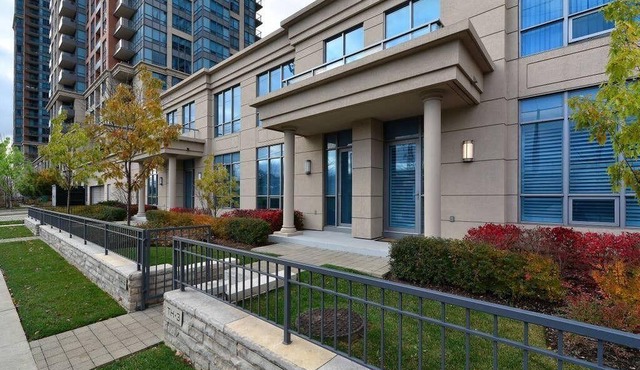 3 Bedroom/2.5 Bathroom Townhouse