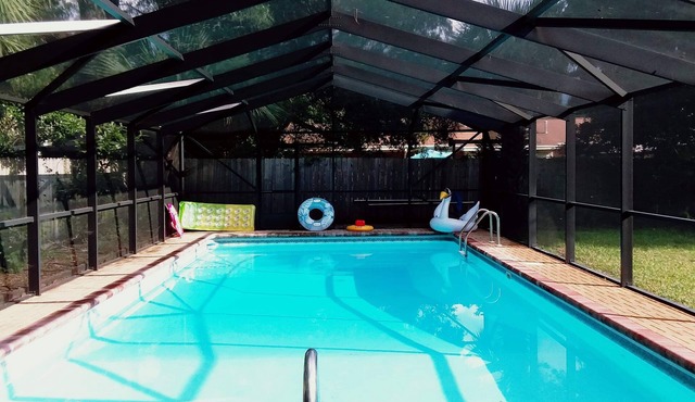3-bedroom/2-bath House with free pool.