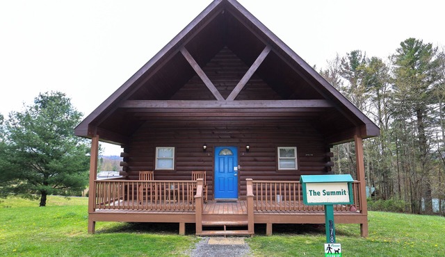 3 Bedroom 2 Bath Cabins (Beaver, WV)