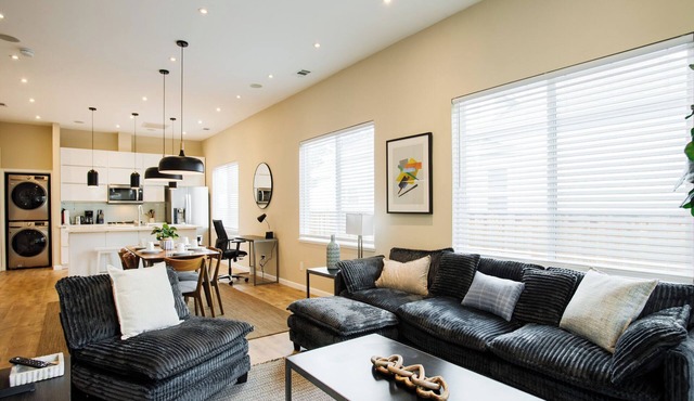 3-bedroom/2 bath house walkable to San Jose's Japantown