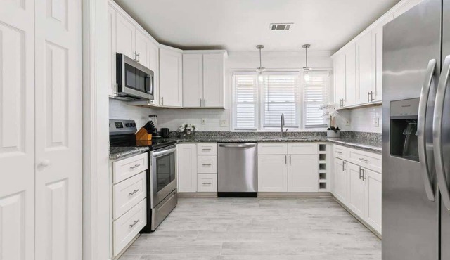3 bedroom 2 bath Nola home
