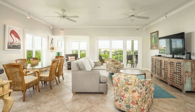 3 Bedroom 2 Bath Ocean view Condo with Full Kitchen, Covered Parking