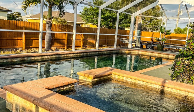 3 bedroom/2 bath/pool/spanLocated in NE Cape Coral