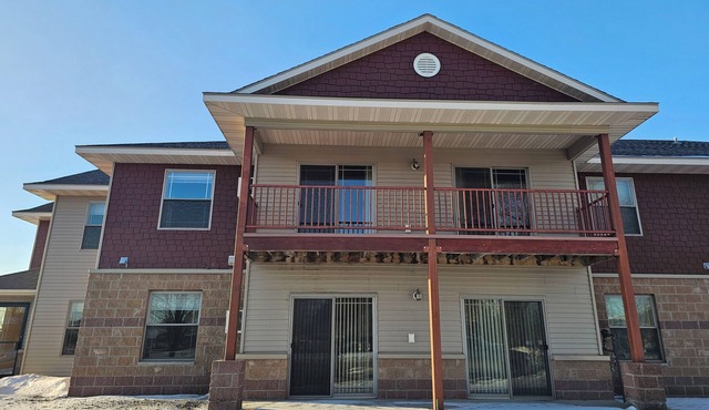 3 Bedroom 2 Bath Close to Hospital