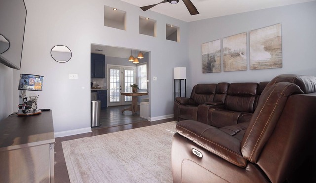 3-bedroom 2 bath home nearby Casino, Wedding Venue and Crowders Mountain