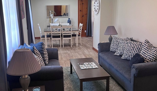 3-bedroom; 2 Bath with family room, living room in tranquil Columbia, MS