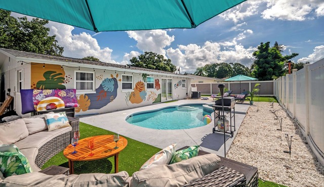 3 Bedroom 2 Bathroom HEATED POOL home with putting green!