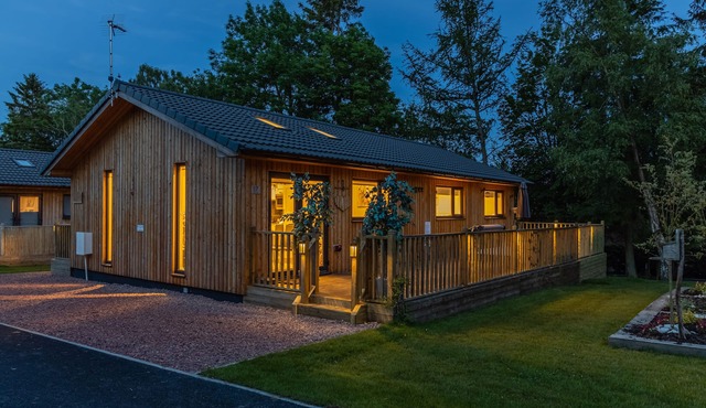 3 Bedroom 2 bathroom luxurious lodge with hot tub stunning Northumberland