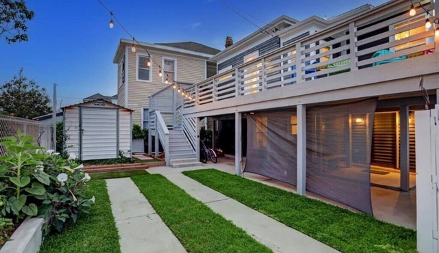 3 Bedroom, 2 King Suites - Spectacular Home!