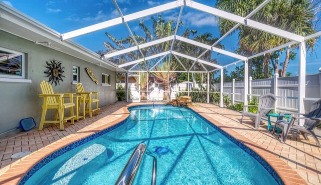3 Bedroom/3.5 Bath Single Family Home With Saltwater Pool