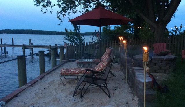 3 Bedroom 3.5 Bath Waterfront Home .