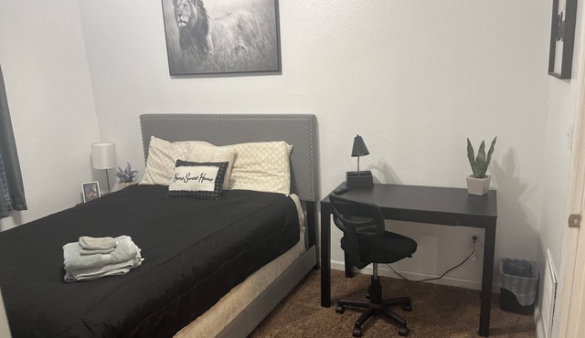 3 Bedroom 3 Bath Townhome Cul-de-Sac