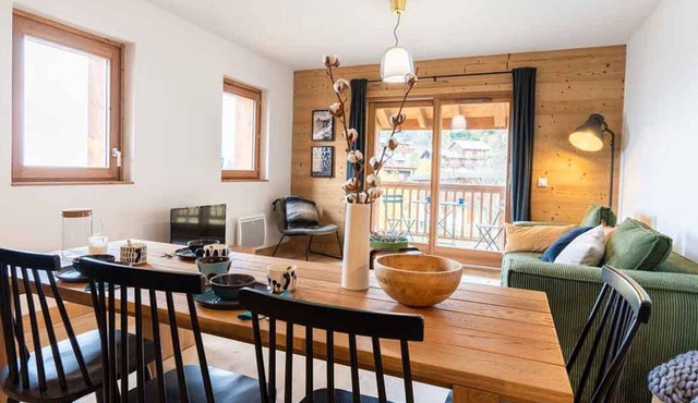 3-Bedroom, 4-Room Apartment, Sleeps 6, Valmorel with Parking