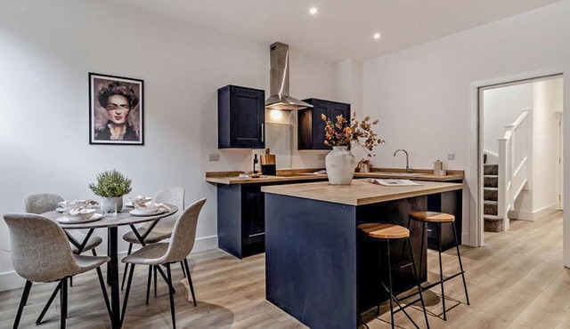 3 bedroom accommodation in Barton-upon-Humber