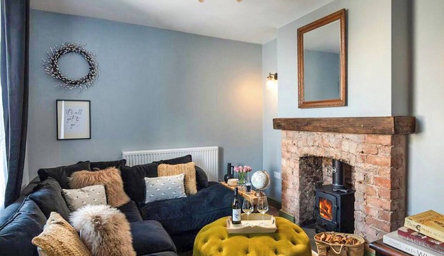 3 bedroom accommodation in Llandundo Junction