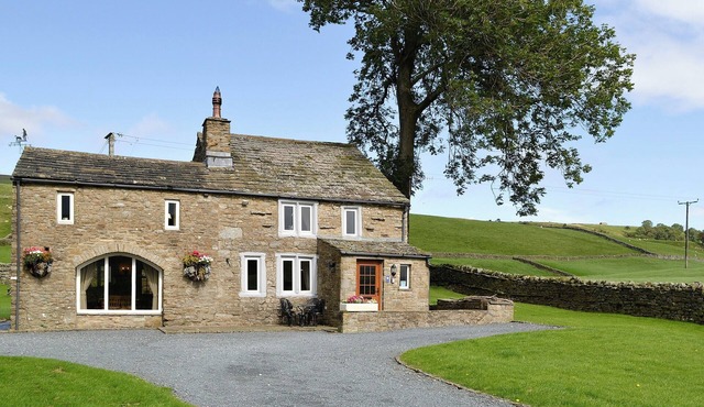 3 bedroom accommodation in Longshaw near Hawes