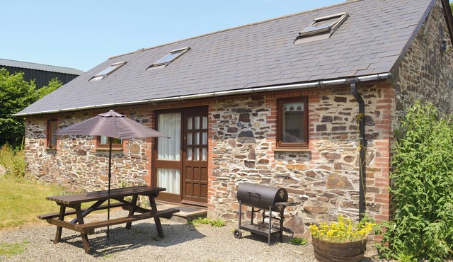 3 bedroom accommodation in Dunterton, near Tavistock