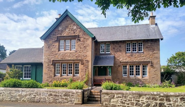 3 bedroom accommodation in Cornhill on Tweed