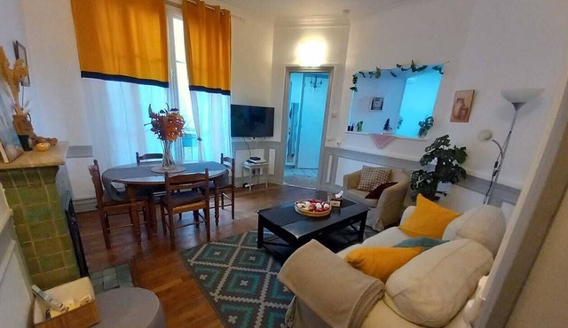 3 bedroom accommodation near Paris