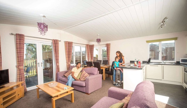 3 bedroom accommodation in Burnham-on-Sea