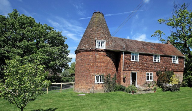 3 bedroom accommodation in Near Tenterden