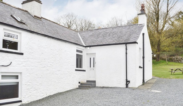 3 bedroom accommodation in Glenluce, near Stranraer