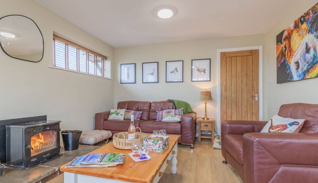 3 bedroom accommodation in Cholmondeston