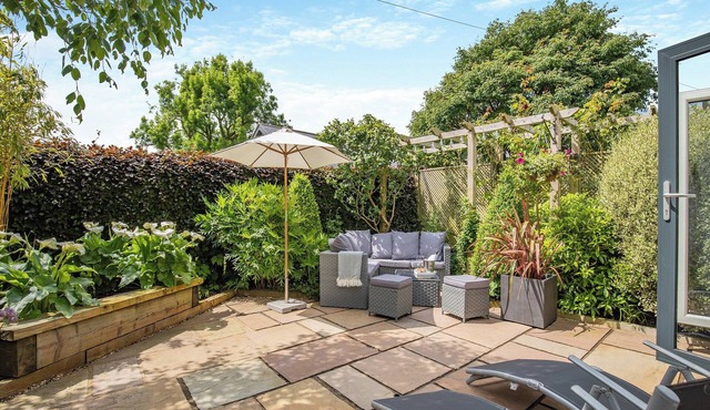 3 bedroom accommodation in Woolley Moor, near Alfreton