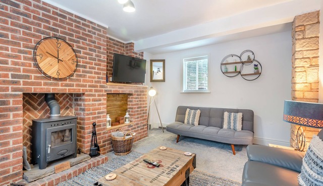 3 bedroom accommodation in Elkesley, near Retford